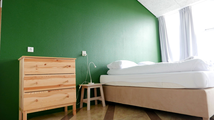Bedroom 2, Snotra Hostel, Djúpárhreppur