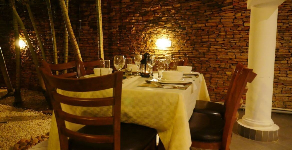 Food & Drinks 5, Ivory Castle Boutique Hotel, Kampala