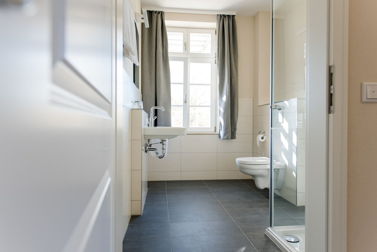 Bathroom 5, Gasthaus Sindel-Buckel Herrenhaus, Ansbach