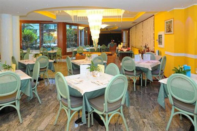 Food & Drinks 5, Hotel Alexander, Brescia