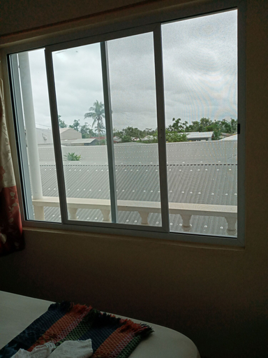 Bedroom 4, Tropicana Motel & Backpackers, Luganville