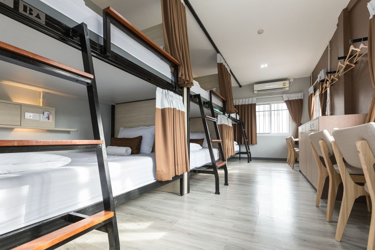 Bedroom 3, Siam Stadium Hostel, Pathum Wan