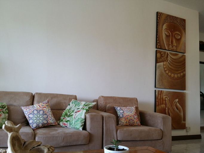 Others 4, Three Bedroom Apartment by Dakz