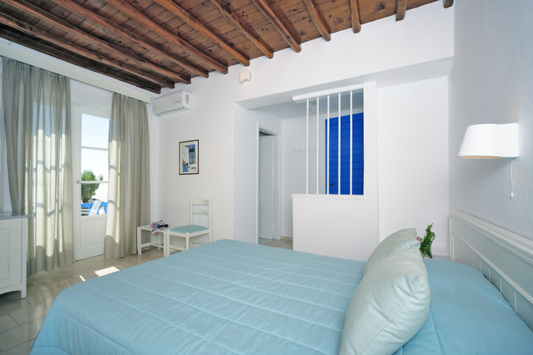Bedroom 4, Mykonos Beach Hotel, South Aegean