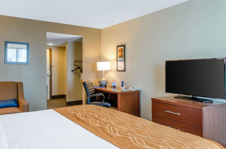 Bedroom 3, Comfort Inn & Suites Biloxi - D'Iberville, Harrison