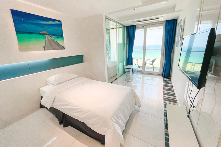 Bedroom 2, Hamdeok Beach Stay Jeju, Jeju