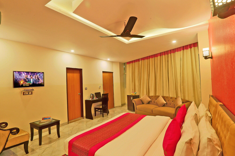 Bedroom 3, Airport Inn, Delhi