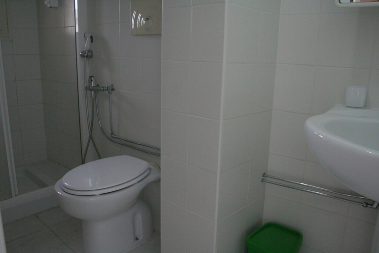 Bathroom 5, Urban Oasis Hostel, Lecce