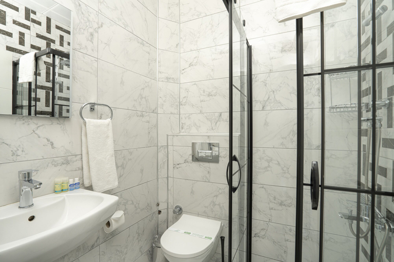 Bathroom 5, Mavi Deniz Otel - All Inclusive, Marmaris
