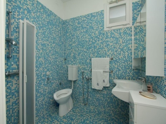 Bathroom 3, Villa Alba e Alessandra, Udine
