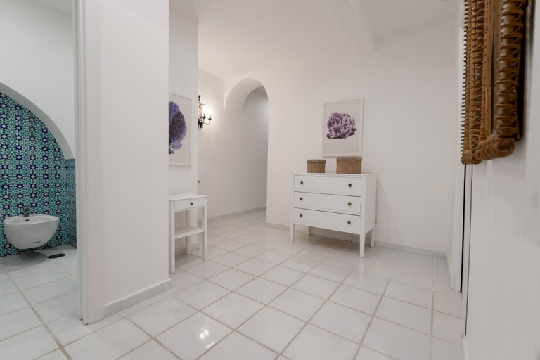 Bathroom 5, Villa del Sole in Massa Lubrense, Napoli
