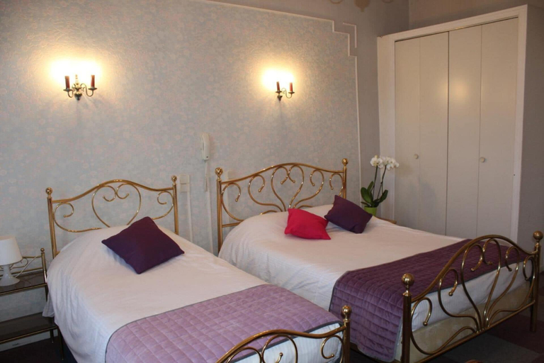 Bedroom 3, Enzo Hotels Contrexéville, Vosges