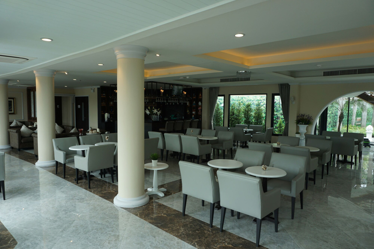 Food & Drinks 5, The Green View Hotel, Bang Sao Thong