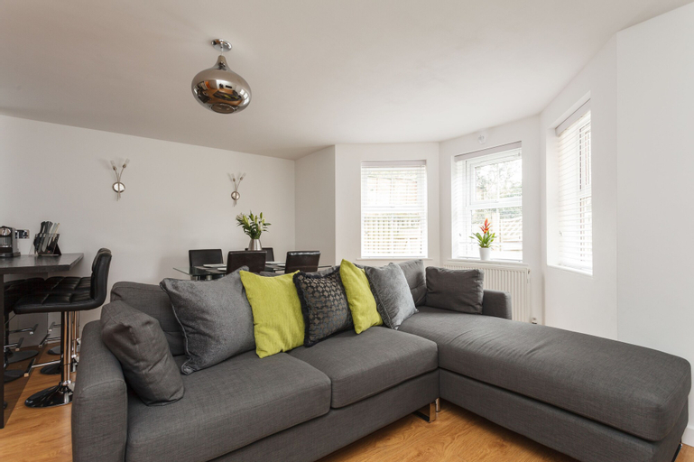 Others 5, Stunning Contemporary Apartment, Bournemouth