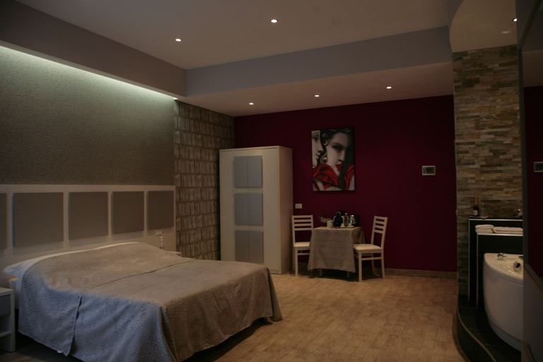 Bedroom 4, Five Rooms Rome Guesthouse, Rome
