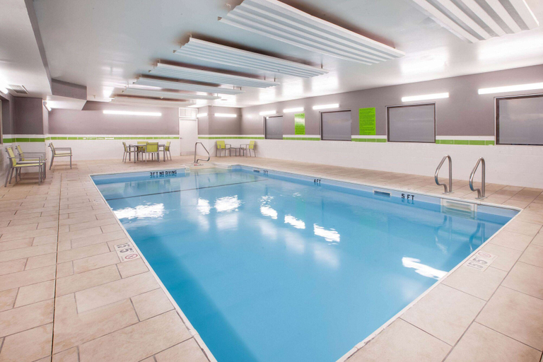 Sport & Beauty 5, La Quinta Inn & Suites by Wyndham Elkhart, Elkhart