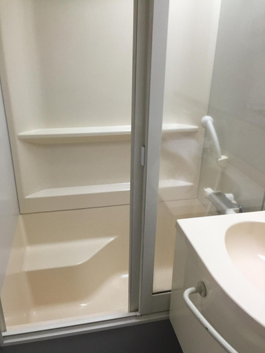 Bathroom 5, Shinseto Station Hotel, Seto
