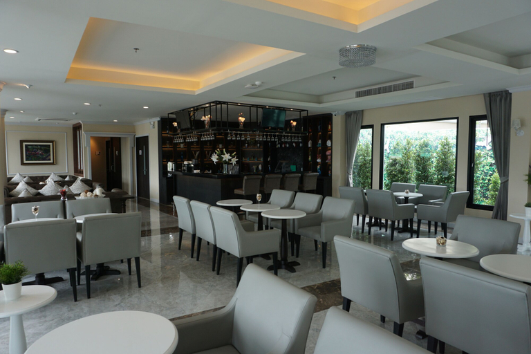 Food & Drinks 5, The Green View Hotel, Bang Sao Thong