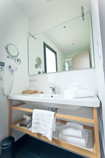Bathroom 3, ArDuen - Domaine de la Hardouinais, Côtes-d'Armor
