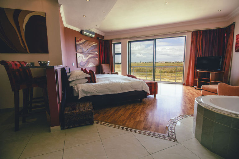 Bedroom 2, Castellon Boutique Guesthouse, City of Cape Town