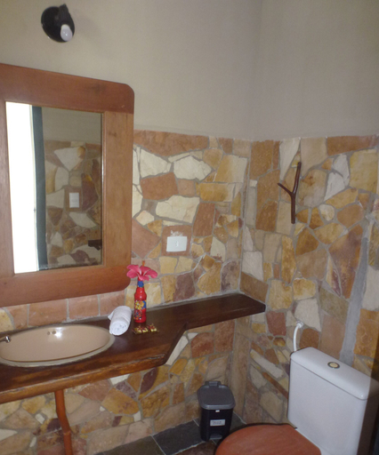 Bathroom 4, Casa Pindorama, Santa Cruz Cabrália
