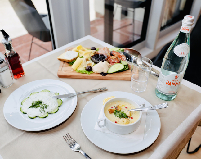 Food & Drinks 5, Mulaj Hotel, Tirana