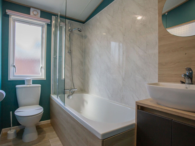 Bathroom 4, Golden Sands Holiday Park, Conwy