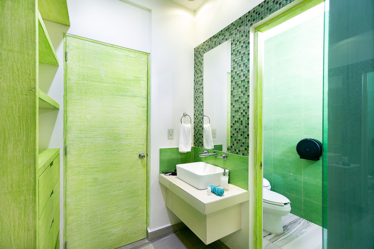 Bathroom 5, Casa Kaoba Hotel & Suites, Cozumel