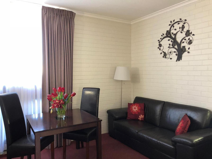 Others 5, Goulburn Motor Inn, Goulburn Mulwaree - Goulburn