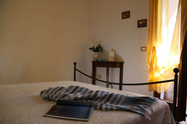 Bedroom 3, Casa Cipro 1 Bedrooms Apartment in Lu Bagnu, Sassari