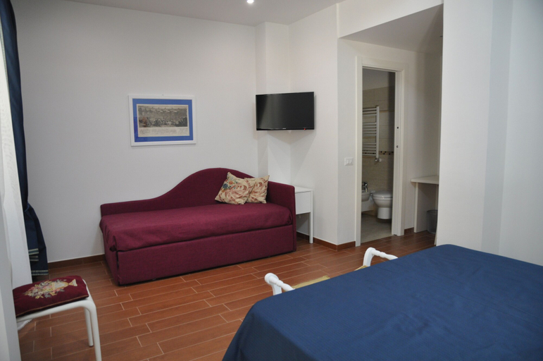 Bedroom 3, B&B Five Roma, Rome