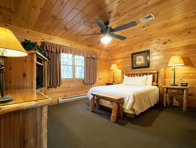 Bedroom 2, Mountain Springs Lake Resort, Monroe