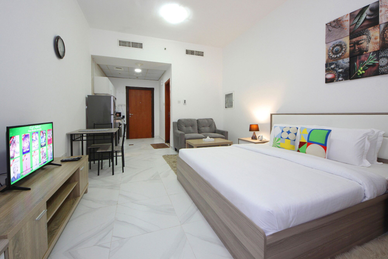 Room 5, Studio Apartment in Palace Tower 2, Dubai