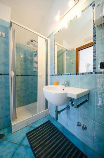 Bathroom, Eden Holiday Minori, Salerno