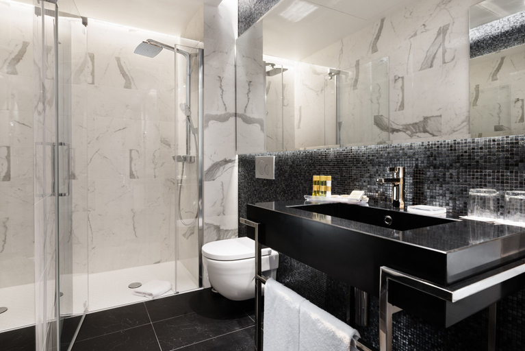 Bathroom 4, Aurea Legends by Eurostars Hotel Company, Praha 1