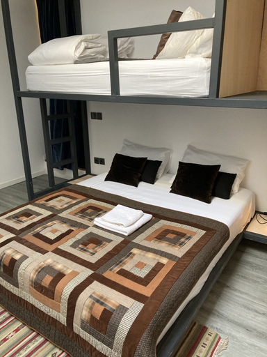 Bedroom 3, Caruma Surf Hostel & Suites, Matosinhos