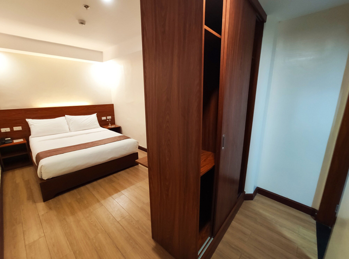 Bedroom 2, 456 Hotel, Baguio City