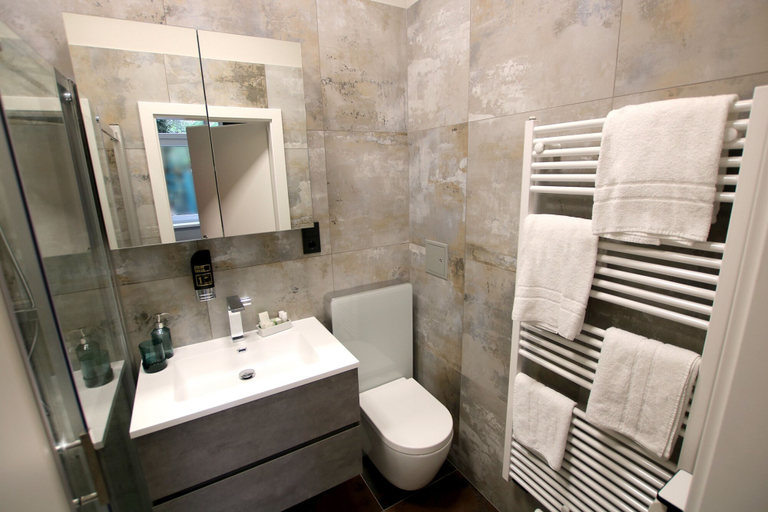Bathroom 4, Street Living Hotel, Wien