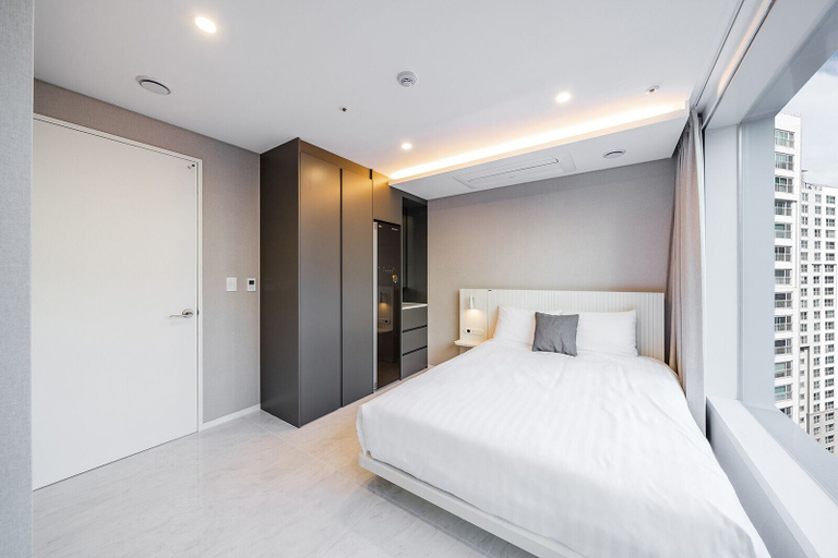 Bedroom 2, Seocho Intoraon Hotel and Residence, Seocho