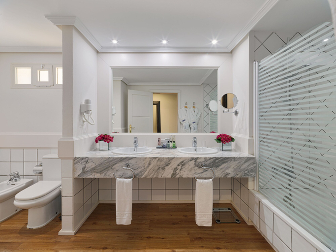 Bathroom 5, H10 Rubicón Horizons Collection, Las Palmas
