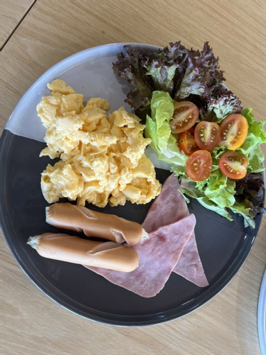 Food & Drinks 6