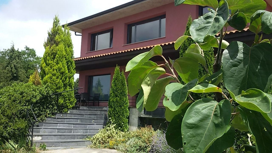 Exterior & Views 2, Lovely Cat's Room Urrunaga, Álava