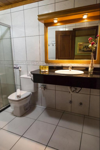 Bathroom 3, Pousada Águia Branca, Gramado