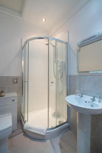Bathroom, The Swan inn, Lancashire