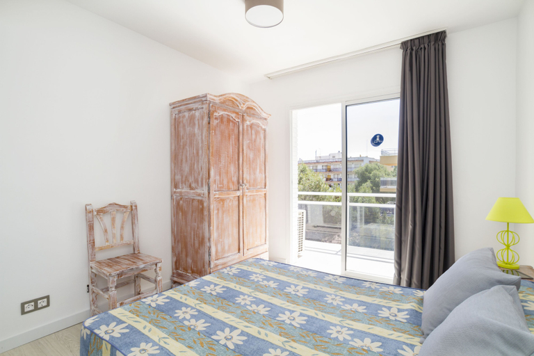 Bedroom 2, Apartamentos Priorat, Tarragona