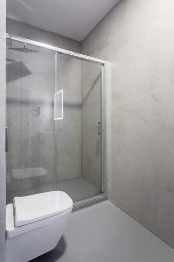 Bathroom 4, Nalu Valencia Boutique Rooms, Valencia