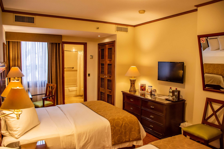 Bedroom 2, Best Western Plus Hotel Stofella, ZONA 10