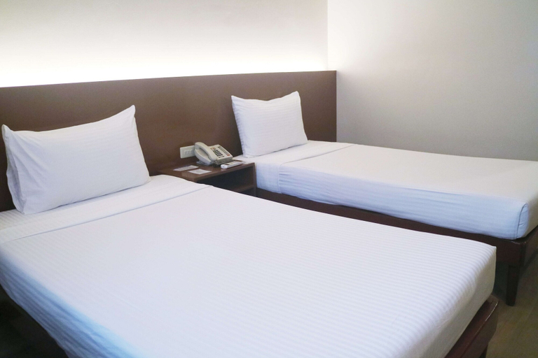 Bedroom 3, Palm Hotel Manila, Manila City