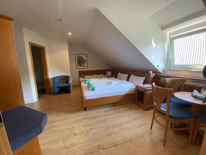 Bedroom 2, Ferien & Business Apartments Hohenfels, Konstanz