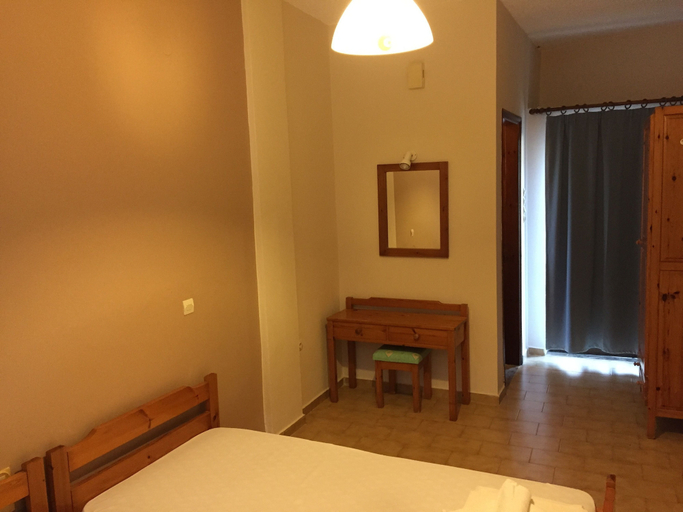 Bedroom 3, Falasarna beach Studios  & Apartments, Crete